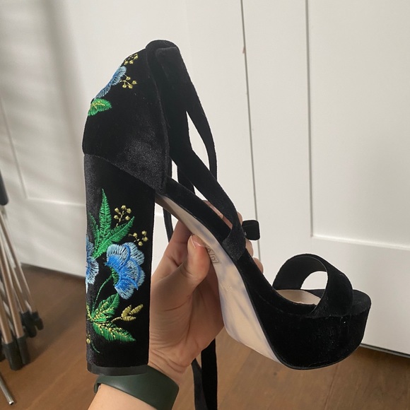 Public Desire Ilona Lace Up Platform Heels *NWOT* - Picture 8 of 11